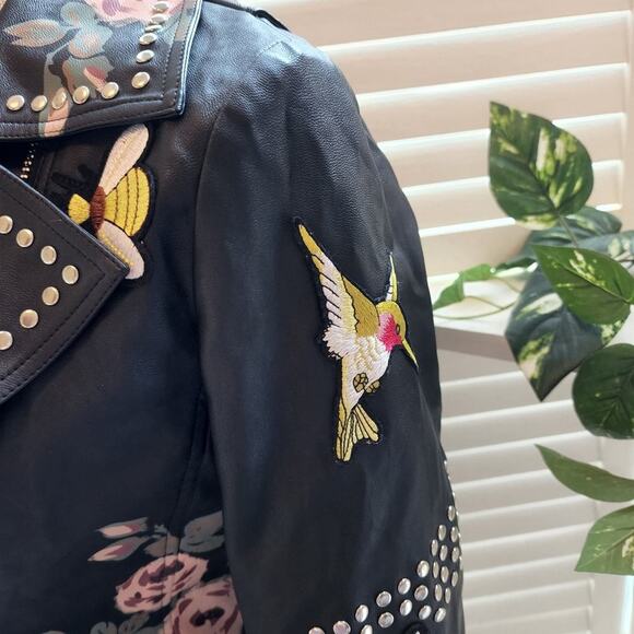 BAGATELLE BLACK EMBROIDERED FAUX LEATHER JACKET SIZE XS - Picture 3 of 11